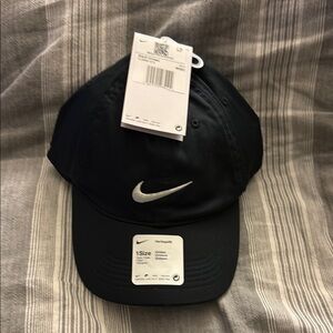 Nike Black Baseball Cap with Curved Brim